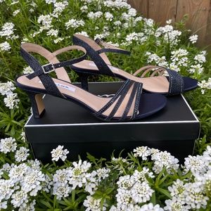 Nina Navy Sparkle/Crystal Heel NWOT  Size 10